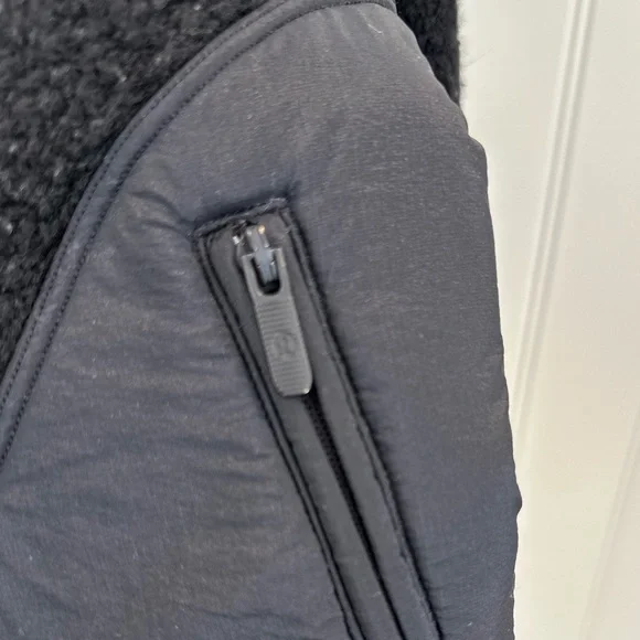 Lululemon Fleece Jacket - Picture 4 of 4